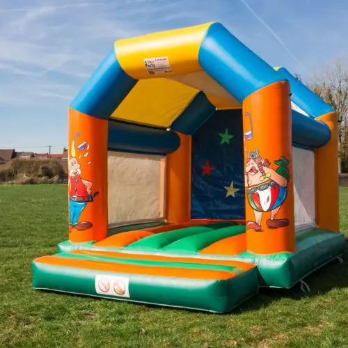[02-103] Chateau Gonflable Astérix